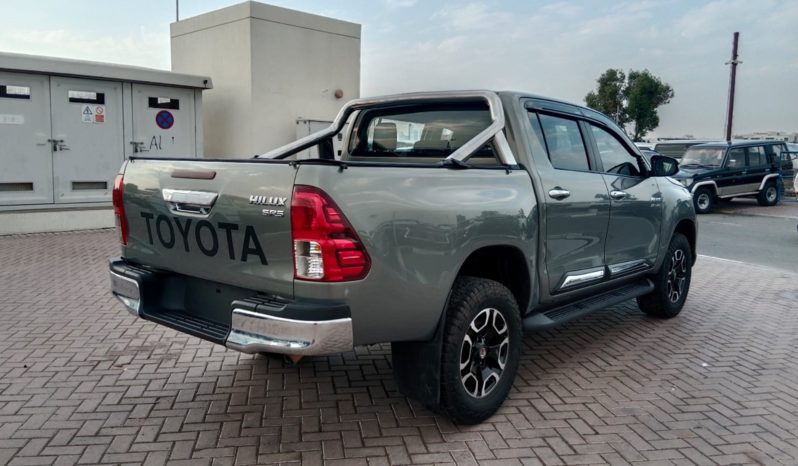 Toyota Hilux SR5 ( 1GD ) 2016 full