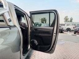 Toyota Hilux SR5 ( 1GD ) 2016 full