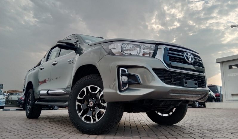 Toyota Hilux SR5 ( 1GD ) 2016 full