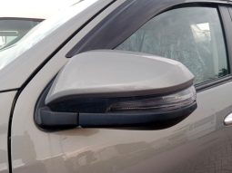 Toyota Hilux SR5 ( 1GD ) 2016 full