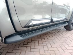 Toyota Hilux SR5 ( 1GD ) 2016 full