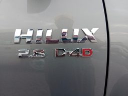 Toyota Hilux SR5 ( 1GD ) 2016 full