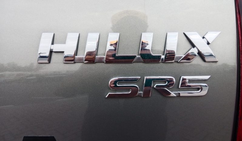 Toyota Hilux SR5 ( 1GD ) 2016 full