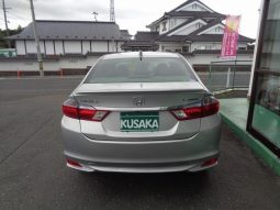 Honda Grace Hybrid EX 2016 full