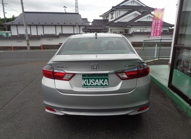 Honda Grace Hybrid EX 2016 full
