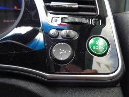 Honda Grace Hybrid EX 2016 full