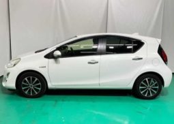 Toyota Aqua S Style Black 2016 full