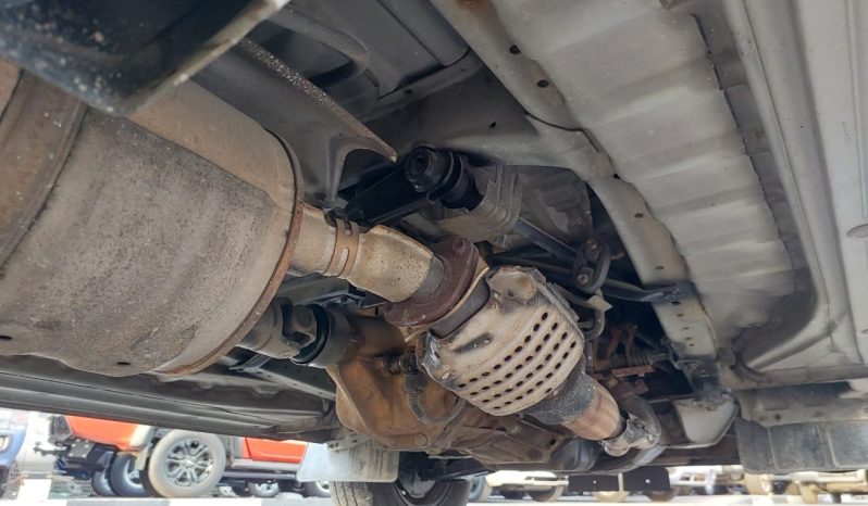 Toyota Hiace Van 2002 full