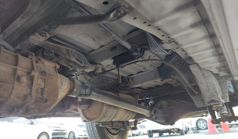 Toyota Hiace Van 2002 full