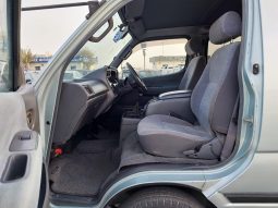 Toyota Hiace Van 2002 full