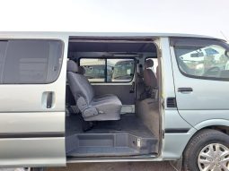 Toyota Hiace Van 2002 full