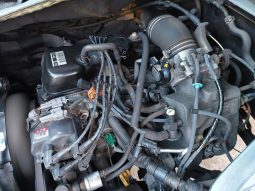 Toyota Hiace Van 2002 full