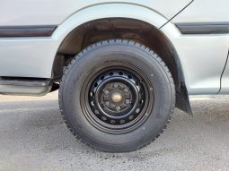 Toyota Hiace Van 2002 full