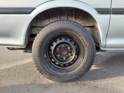 Toyota Hiace Van 2002 full