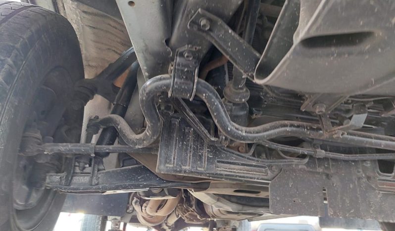 Toyota Hiace Van 2002 full