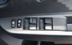 Toyota Ractis S 2013 full