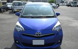 Toyota Ractis S 2013 full