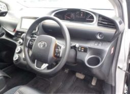 Toyota Sienta X 2016 full