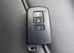 Toyota Sienta X 2016 full