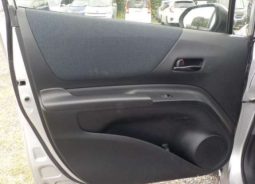 Toyota Sienta X 2016 full