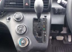 Toyota Sienta X 2016 full