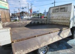 Toyota Dyna 2t Dump Truck 1990 full