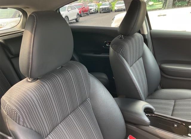 Honda Vezel Hybrid Z 2013 full