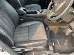 Honda Vezel Hybrid Z 2013 full