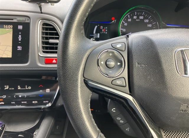 Honda Vezel Hybrid Z 2013 full