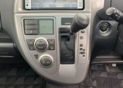 Toyota Ractis 2006 full