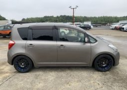 Toyota Ractis 2006 full