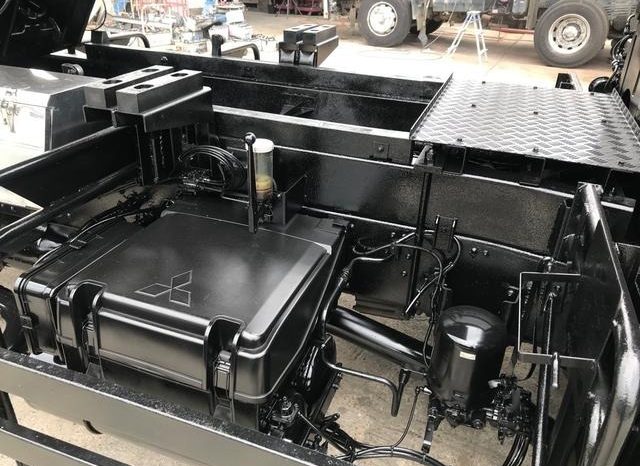 Mitsubishi Fuso Super Great 2013 full