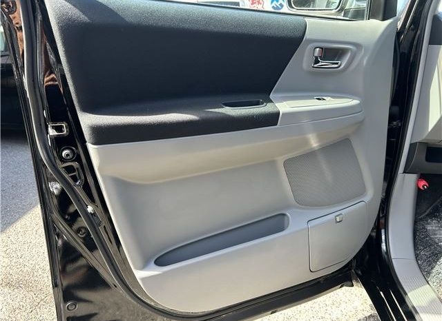 Toyota Voxy Z Kira 2007 full