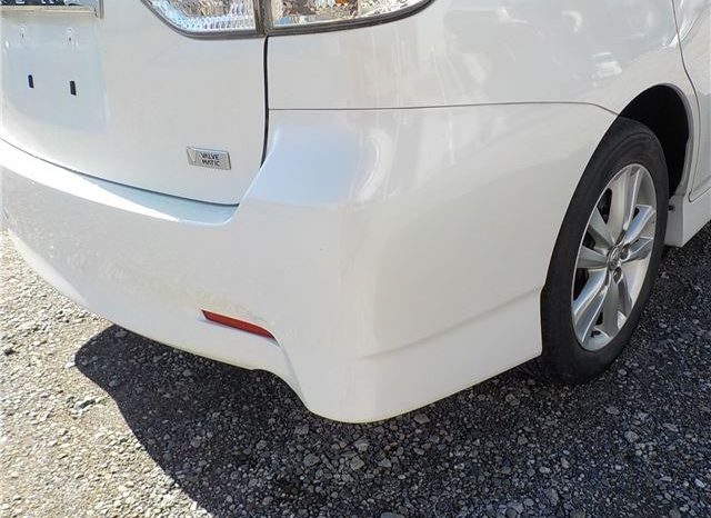 Toyota Wish 1.8S 2011 full