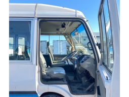 Mitsubishi Fuso Rosa Bus full