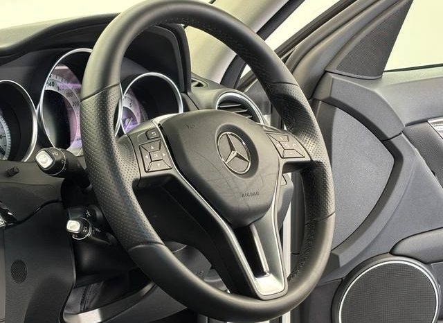 MERCEDES BENZ C-CLASS C180 AVANTGARDE 2013 full