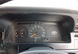 Toyota Hiace Van 1RZ 2003 full