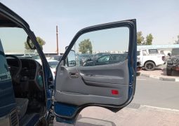 Toyota Hiace Van 1RZ 2003 full