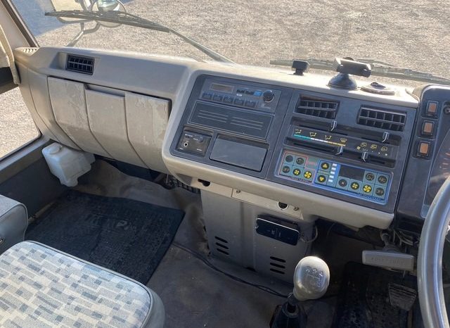 Mitsubishi Fuso Rosa Bus full