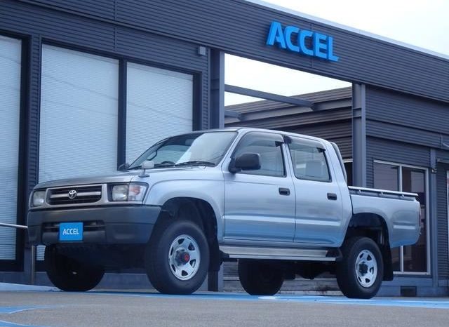 Toyota Hilux Delux 2004 full