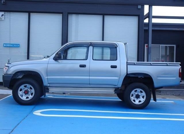 Toyota Hilux Delux 2004 full