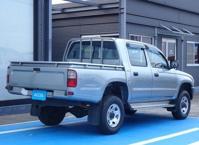 Toyota Hilux Delux 2004 full