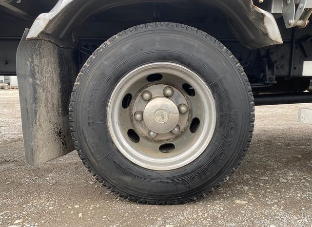 Mitsubishi Fuso Fighter Flat Body 4 Tonner 6D16 1995 full