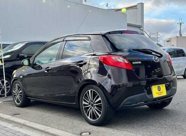 Mazda Demio 13C Smart Edition full