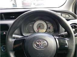 TOYOTA VITZ F SAFETY EDITION III 2019 full