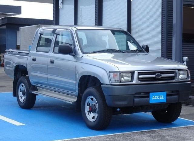 Toyota Hilux Delux 2004 full