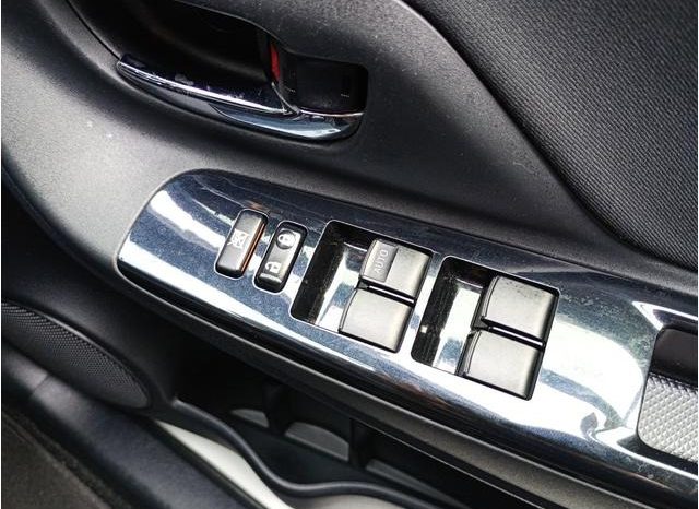 TOYOTA VITZ F SAFETY EDITION III 2019 full