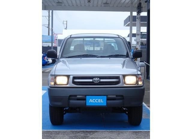 Toyota Hilux Delux 2004 full