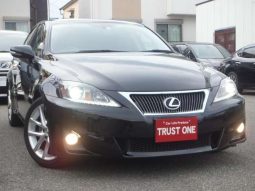 Lexus IS IS250 Version L full