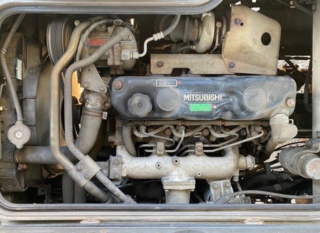 Mitsubishi Fuso Rosa Bus full